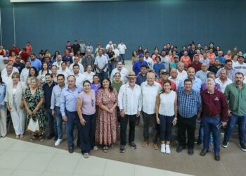 Participa Milena Quiroga en el Encuentro con Sector Pesquero y Acuícola de BCS