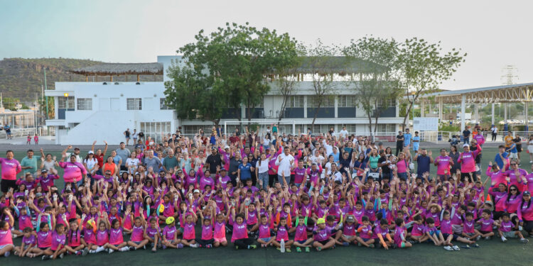 Concluye Curso de Verano en el CEDEM “Memo” Ayón con más de 200 niñas y niños