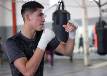 EMILIANO REDUCINDO SE CONCENTRA EN EL CDOM PARA EL MUNDIAL DE BOX EN LIVERPOOL 