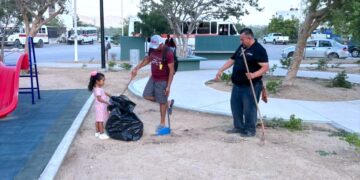Realizan jornada de limpieza en parque del fraccionamiento Montebello, en San José del Cabo
