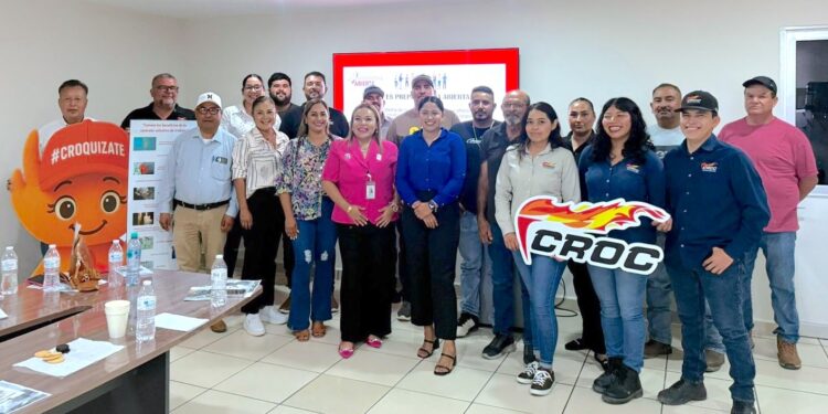 Impulsan acceso a Preparatoria Abierta para trabajadores de la CROC en Cabo San Lucas 