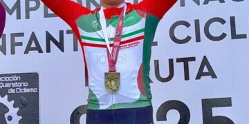 Reconoce Ayuntamiento de Los Cabos a joven atleta campeón nacional de atletismo infantil