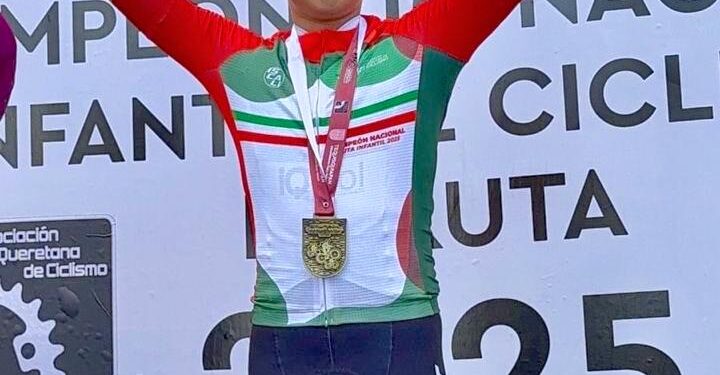 Reconoce Ayuntamiento de Los Cabos a joven atleta campeón nacional de atletismo infantil