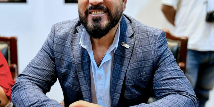 Informa regidor Celestino Atienzon avances en nomenclaturas, cultura y turismo para Los Cabos