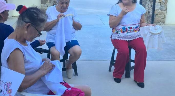 Impulsa Comisión de Asuntos Indígenas talleres de bordado para preservar tradiciones en Los Cabos