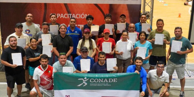 Imparte INSUDE y CEDEM formación teórico-práctica a promotores deportivos