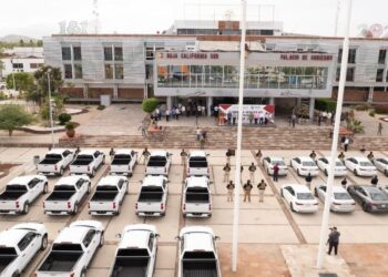 Gobierno del Estado fortalece a la Procuraduría General de Justicia con la entrega de 26 nuevos vehículos