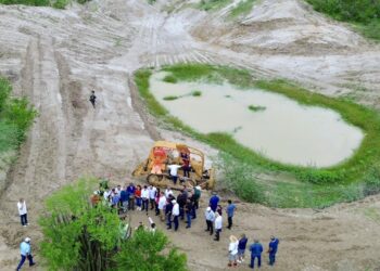 Encabeza Christian Agúndez rehabilitación y desazolve de ollas de captación de agua