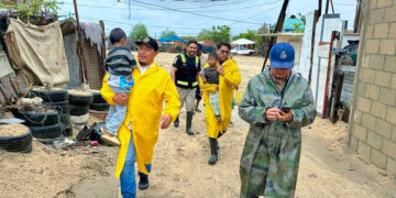 Autoridades garantizan atención en albergues a familias de zonas de riesgo en Cabo San Lucas 