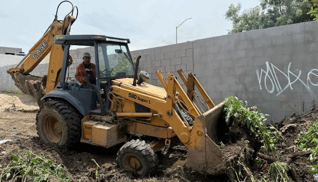 Programa “Reconstruyendo La Paz” continúa con acciones de limpieza, relleno y desazolve