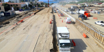 Piden tomar precauciones ante permanentes cambios de sentido vial en glorieta de Fonatur