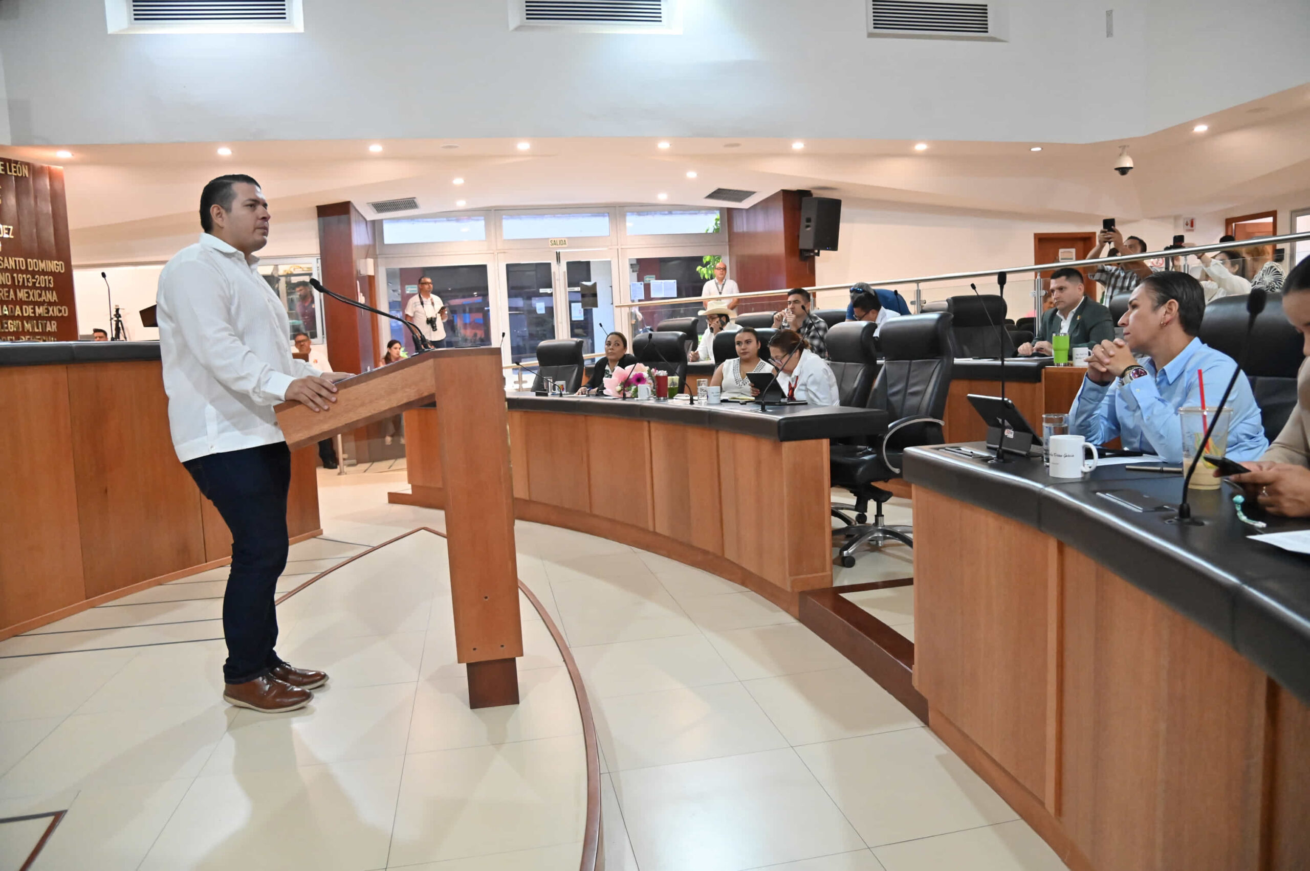 Propone Fabrizio del Castillo partida especial para atender emergencias en BCS