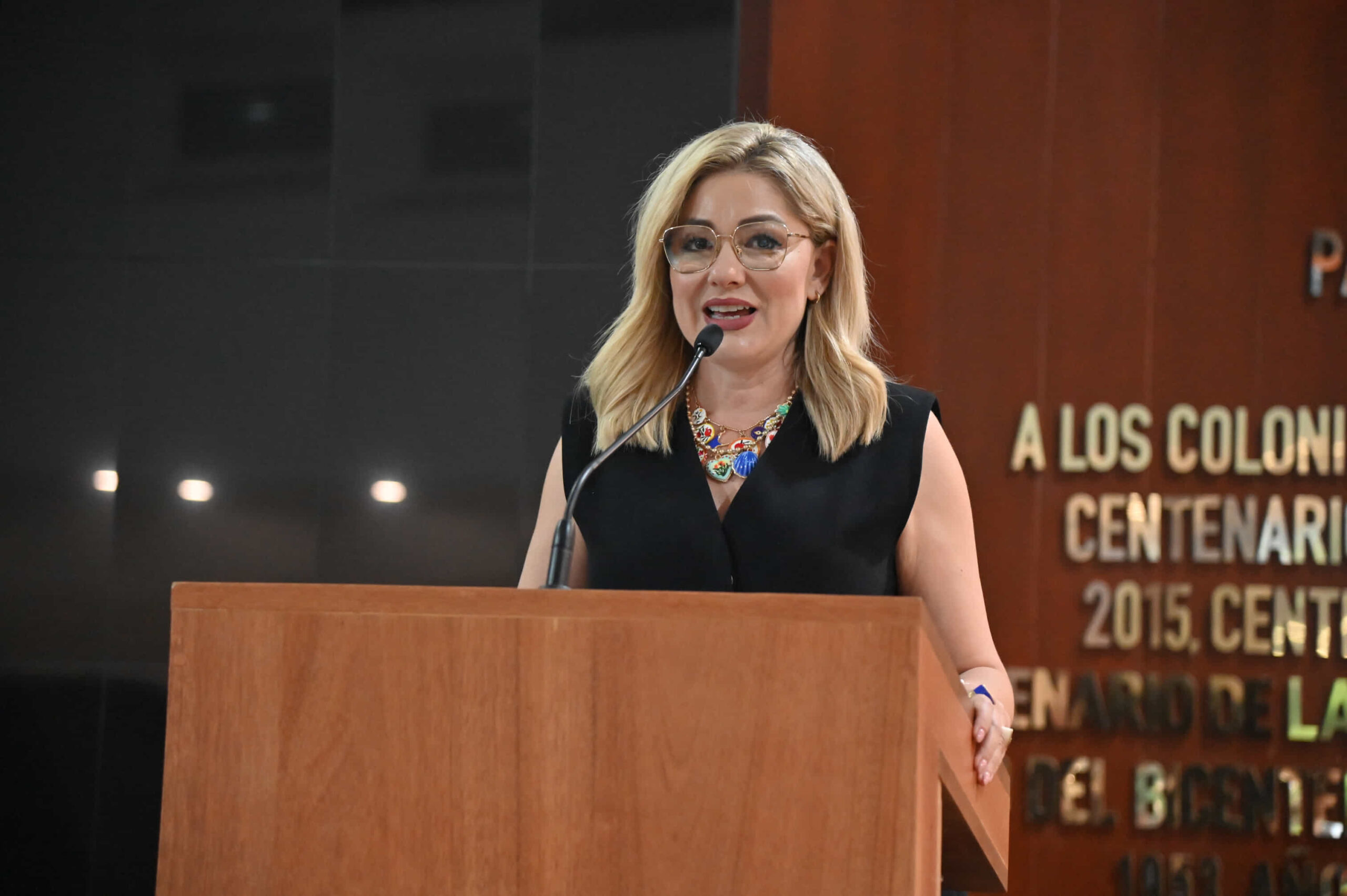 Busca diputada Karina Olivas tipificar en el Código Penal el delito de robo de vehículo arrendado