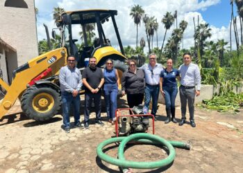 Entregan material para reforzar limpieza en Estero de San José del Cabo