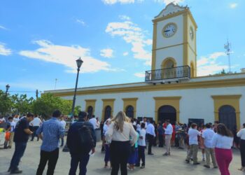 Evacuación ante sismo en Palacio Municipal de Los Cabos