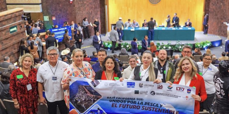 Participan autoridades de Los Cabos en el Foro Nacional de Pesca Sustentable en Cámara de Diputados