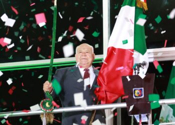 Presidió gobernador Víctor Castro ceremonia por el 215 aniversario del Grito de la Independencia