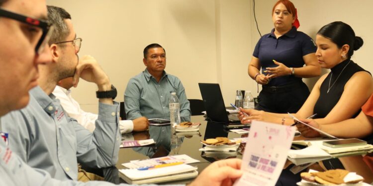 Recibe Secretaría Ejecutiva de Justicia Penal BCS, un taller en materia de prevención de violencia de género