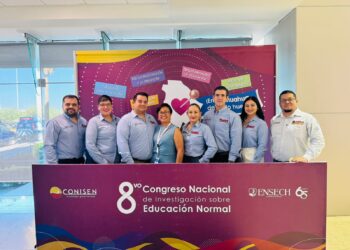 Participan escuelas normales de BCS en Congreso Nacional de Investigación