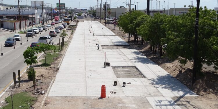 Avanza en un 70% la pavimentación del bulevar Forjadores