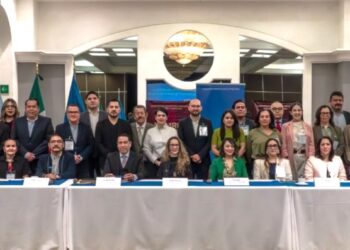 Participa BCS en encuentro nacional de buenas prácticas en materia migratoria   