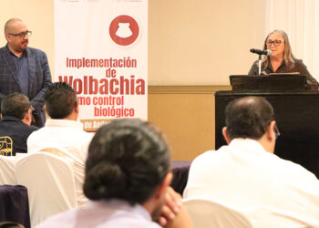 BCS, sede nacional del curso sobre el método Wolbachia para prevenir el dengue