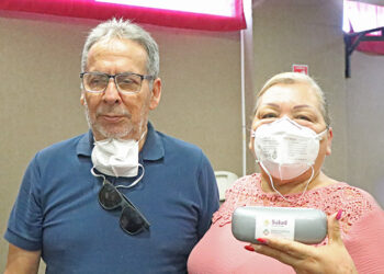 Entrega Gobierno de BCS y la beneficencia pública más de 650 lentes gratuitos