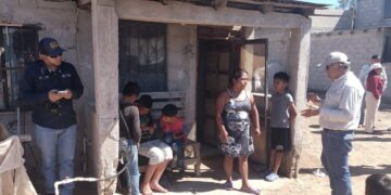 Entrega INVI materiales de autoconstrucción a familias afectadas con lluvias en Mulegé