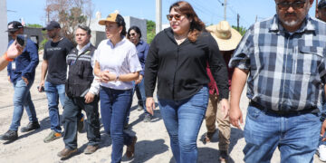 Recorre Milena Quiroga zonas afectadas por lluvias y supervisa trabajos de limpieza y rehabilitación