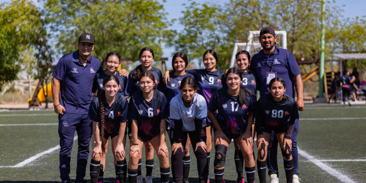 Competirán futbolistas de La Paz en Juegos Nacionales Populares de fútbol 6×6