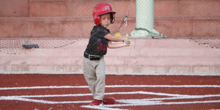 Abren nuevamente sus puertas los Centros Deportivos Municipales de La Paz
