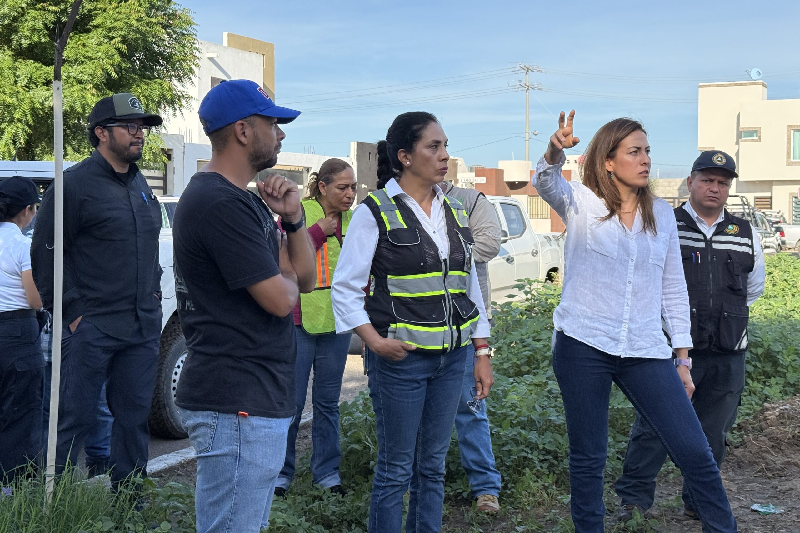 Continúa la recuperación de calles con cuadrillas activas durante el fin de semana