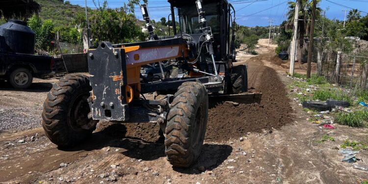 Bajo el programa “Reconstruyendo La Paz” se puso en marcha la rehabilitación en Todos Santos y San Blas