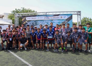 Se proclaman campeones los selectivos paceños de fútbol 6×6 varonil