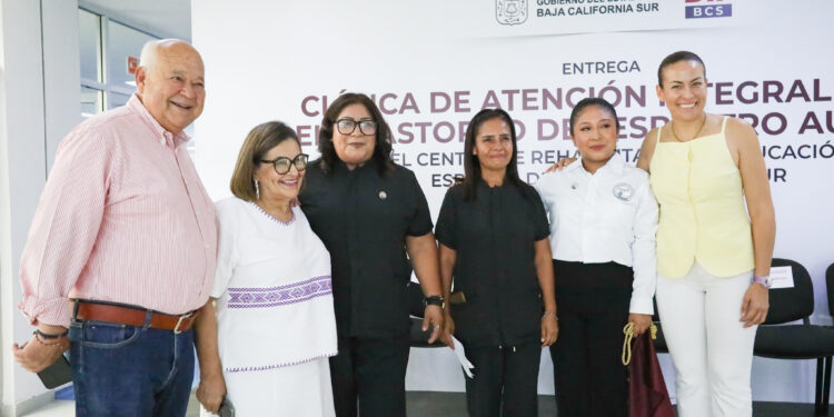 Anuncia Milena Quiroga transporte público gratuito para infancias con autismo