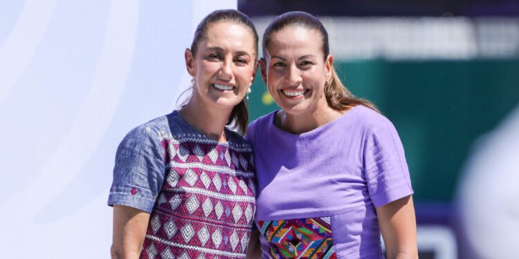 Milena Quiroga recibe respaldo de Claudia Sheinbaum en informe de resultados