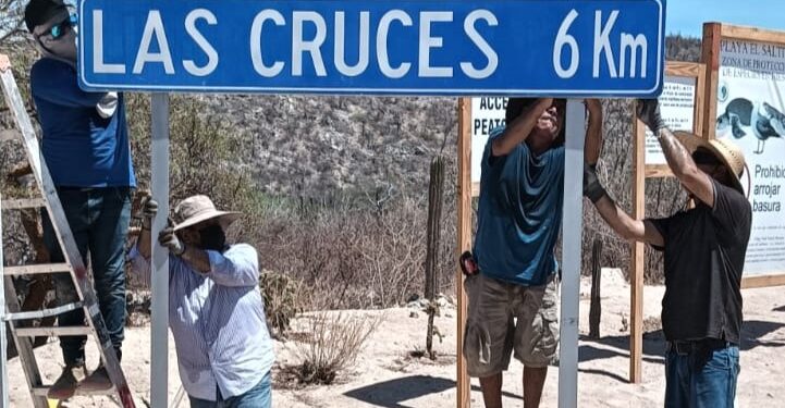 Inicia colocación de señalética en el camino hacia playas El Saltito y El Carrizalito