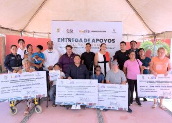 Personas con discapacidad y sus familias reciben apoyos económicos del Ayuntamiento de Los Cabos