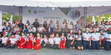 Realiza Gobierno de Los Cabos ceremonia de izamiento de bandera para conmemorar el inicio del Mes Patrio