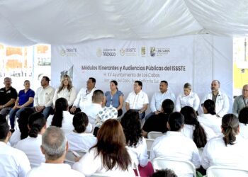 Acerca Ayuntamiento de Los Cabos e ISSSTE módulos itinerantes y audiencias públicas