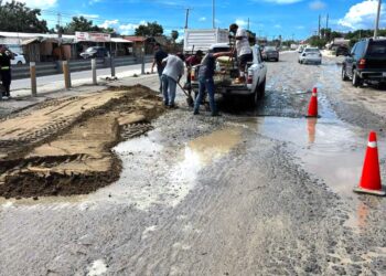 Realizan jornada emergente de bacheo en el vado de Santa Rosa, en San José del Cabo
