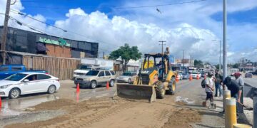 Realizan jornada emergente de bacheo en el vado de Santa Rosa, en San José del Cabo