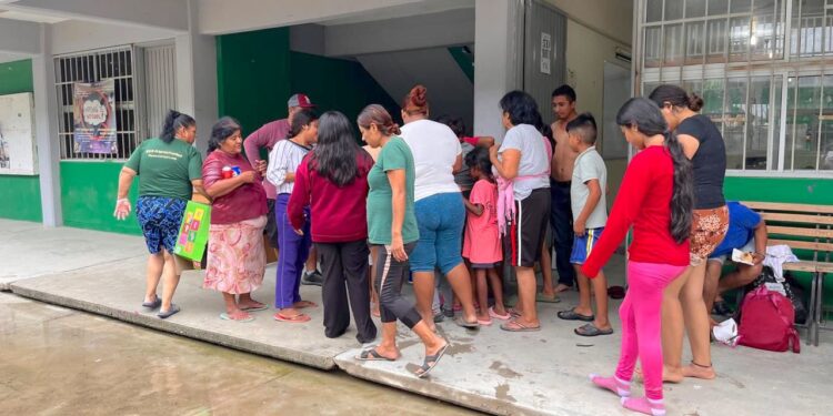 Recorre IV regidora de Los Cabos refugios temporales tras el paso del huracán “Lorena”