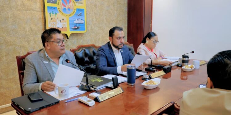 Aprueba Cabildo de Los Cabos plaza pública “León Cota Collins” como recinto oficial para el Primer Informe de Labores