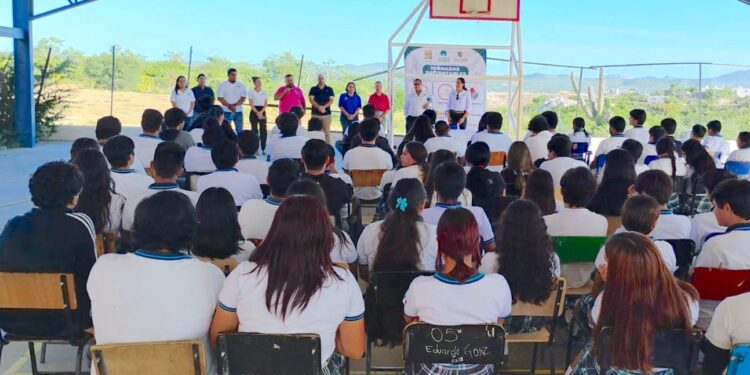 Promueven salud mental y bienestar estudiantil con Jornadas Sustentables en Santa Anita