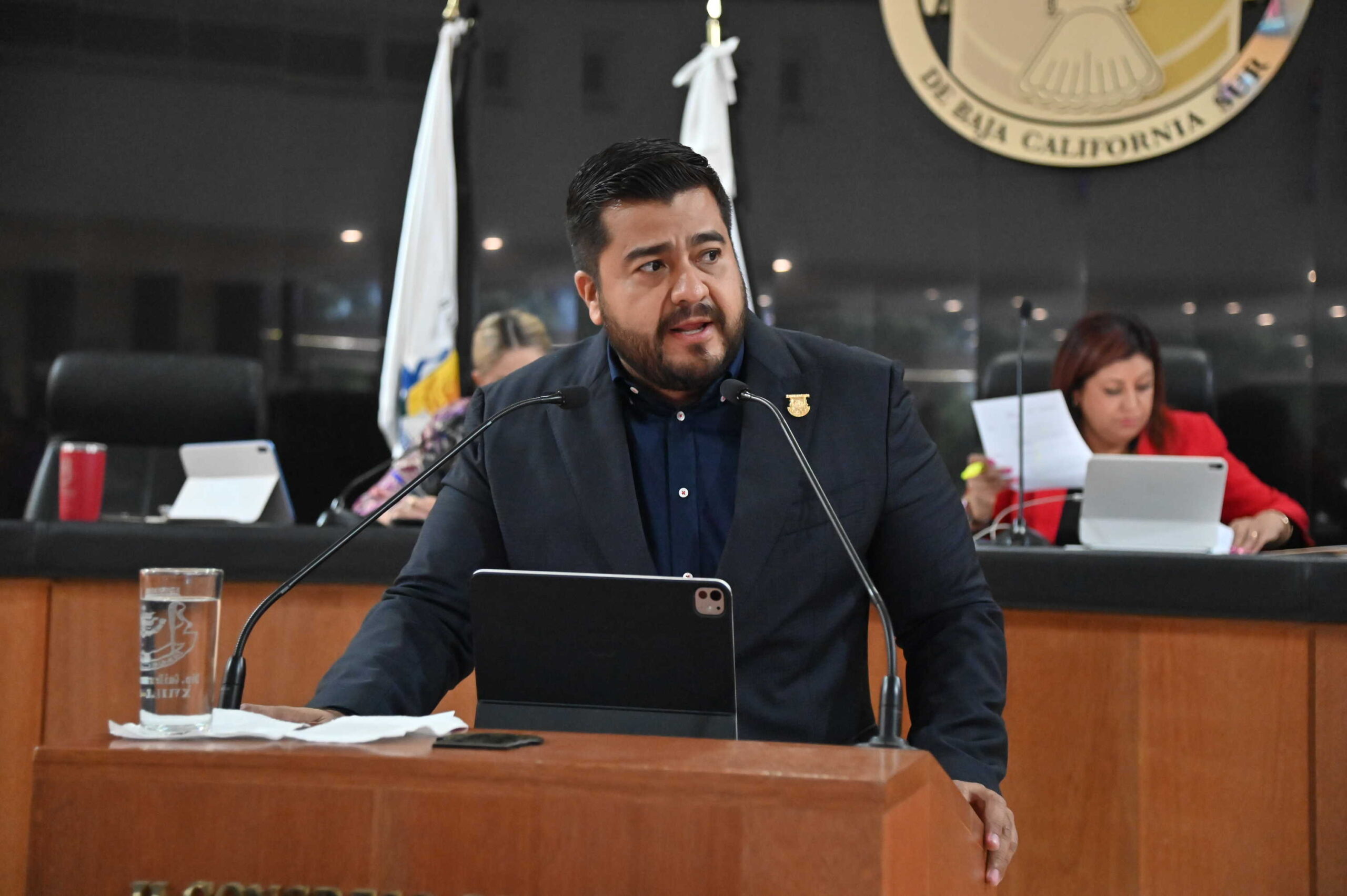 Propone el diputado Omar Torres reducir límites de velocidad a 20 km/hr en vías escolares, de hospitales y asilos 