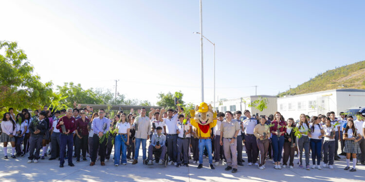 CECyTE BCS lanza campaña de reforestación “Nuestro planeta es tu hogar”
