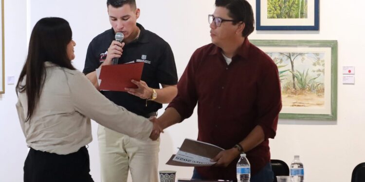 Entregan estímulos económicos del Programa de Apoyo a las Culturas Municipales y Comunitarias 2025