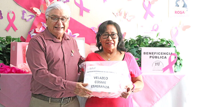 Gobierno Estatal entregó prótesis a mujeres sobrevivientes de cáncer de mama