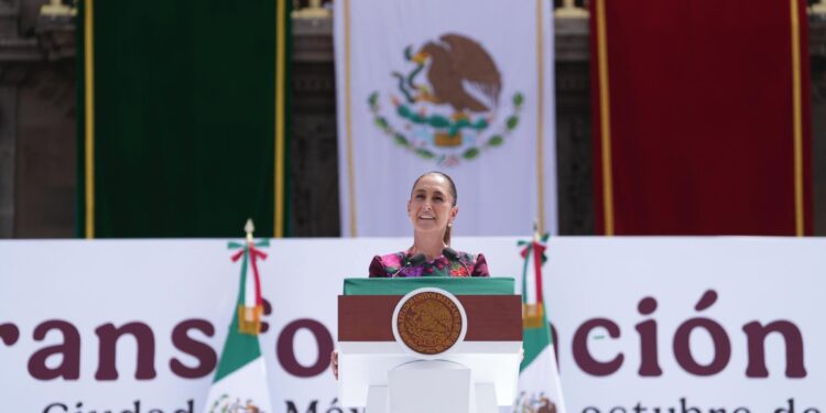 Acompaña el gobernador Víctor Castro a la presidenta Claudia Sheinbaum en la presentación de su Primer Informe de Gobierno